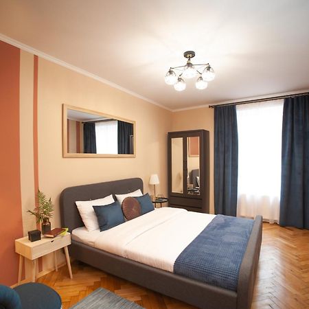 לבוב Romantic Suite, 3Mins To Rynok Square מראה חיצוני תמונה
