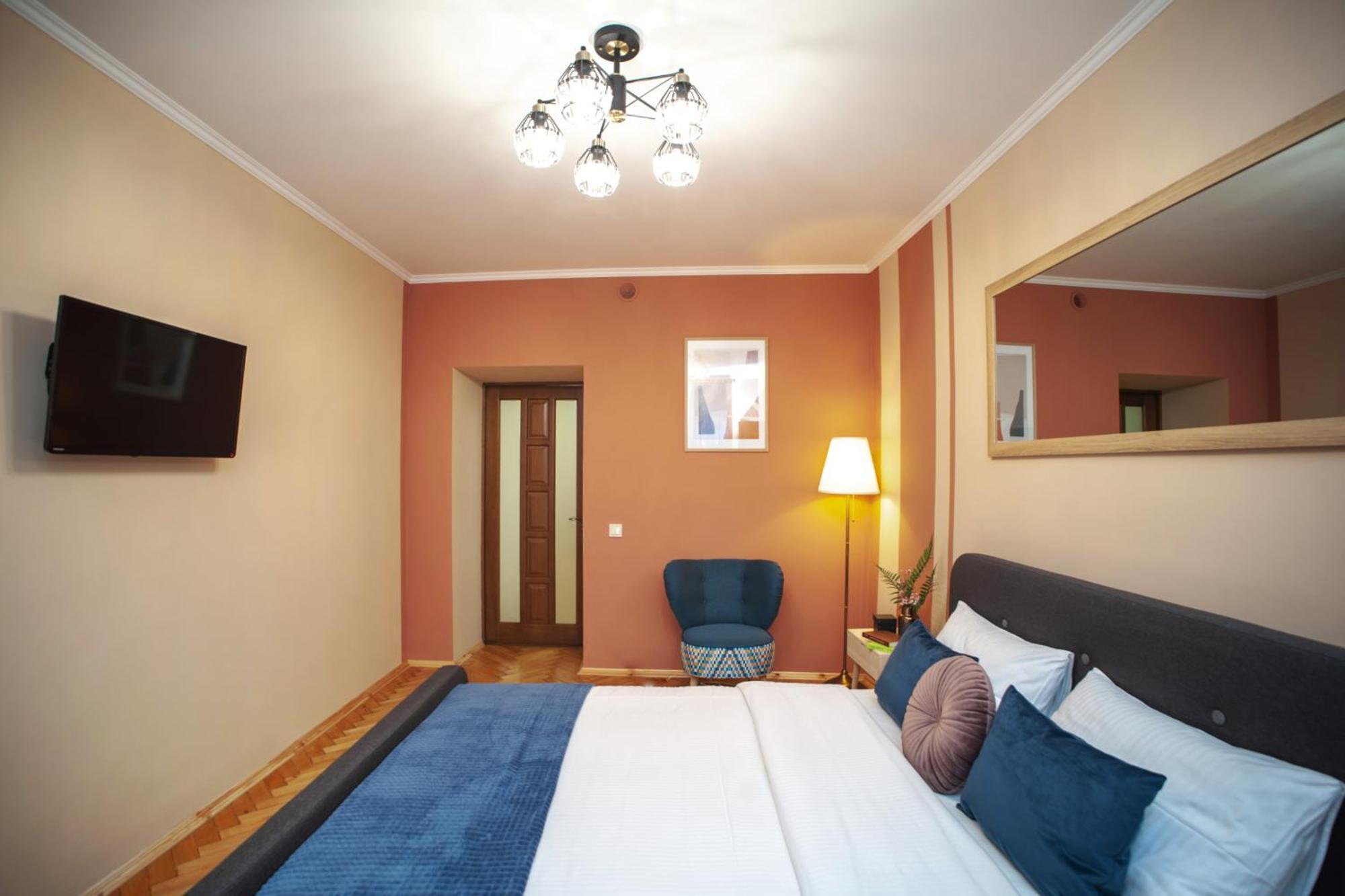 לבוב Romantic Suite, 3Mins To Rynok Square מראה חיצוני תמונה
